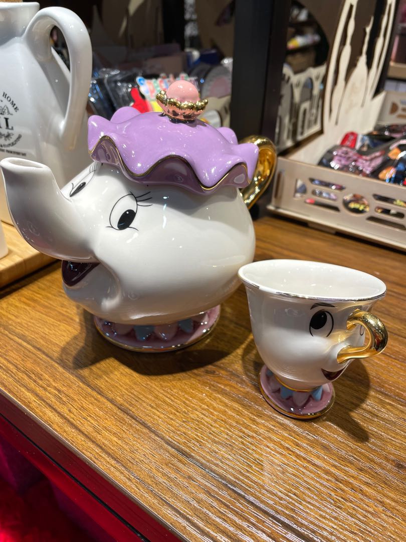 Beauty and the Beast Tea Pot set, Furniture & Home Living, Kitchenware