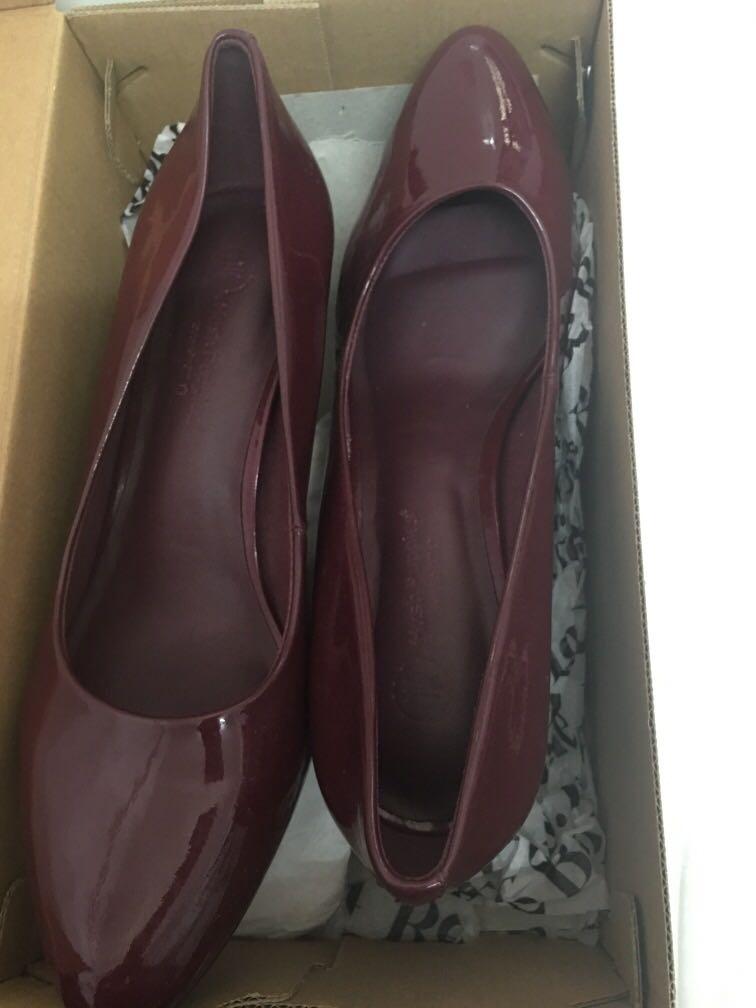 Burgundy heels Uk size 5 US 7 Euro38 Women s Fashion Footwear Heels on Carousell