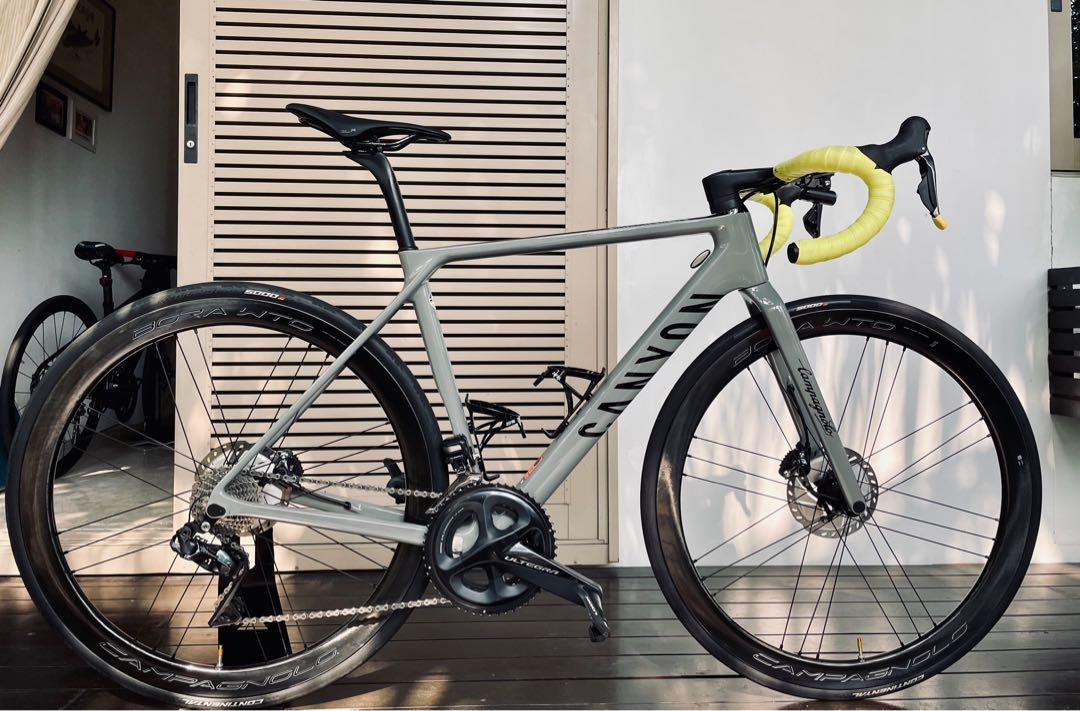 Canyon Ultimate CF SL 8 Di2 Disc Ltd size S Sports Equipment