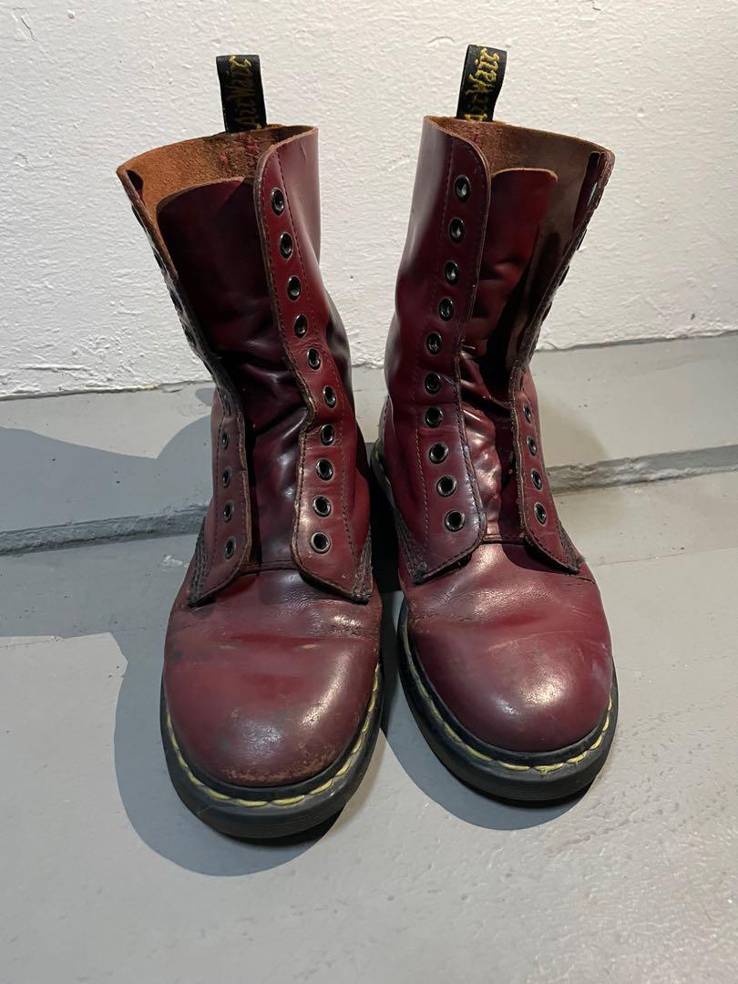 Cherry red hotsell dm