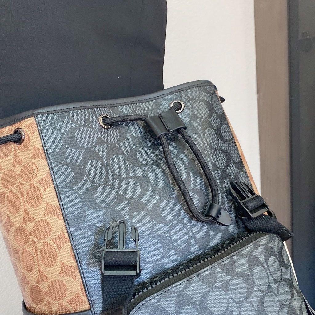Coach men’s laptop backpack preorder (Category: Backpacks) located in Angeles City. Submitted by bringing.luxury (Listing ID 1121431448, Image 2). Description: .
