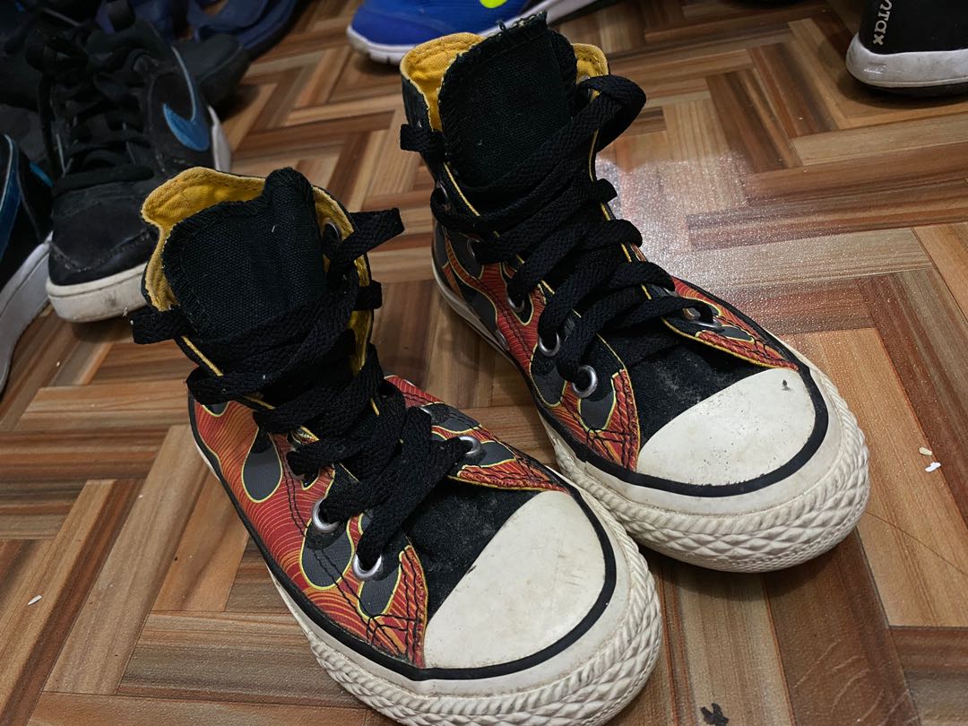 black flame converse high top