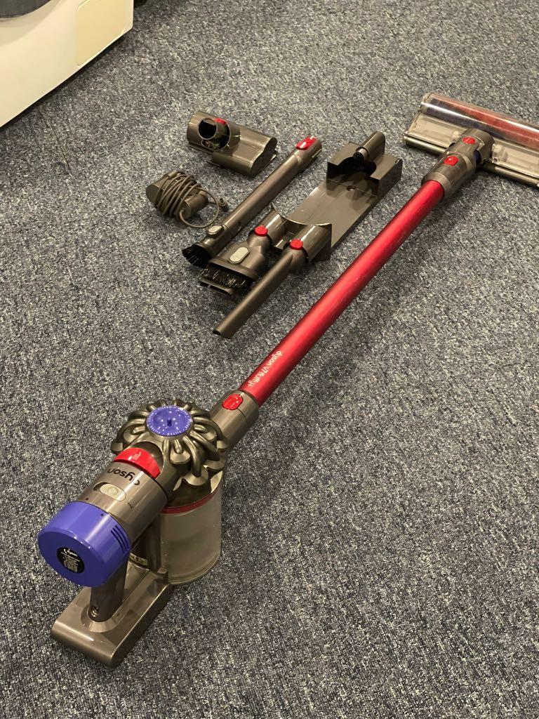 Dyson V7 Trigger CordFree Handheld Vacuum Cleaner, TV & Home