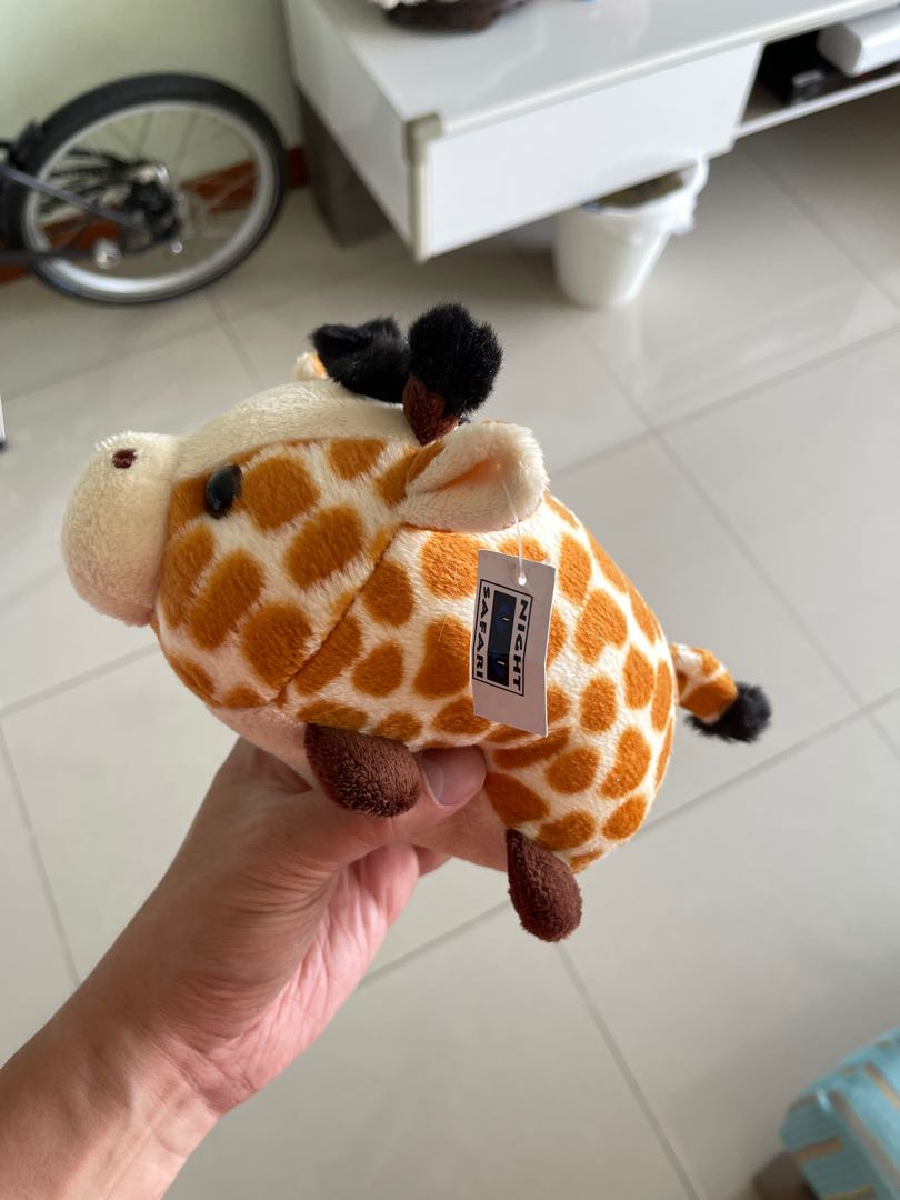 giraffe pillowpet