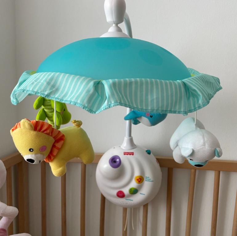 Fisher Price Cot Mobile with Projector and Remote Control, Babies