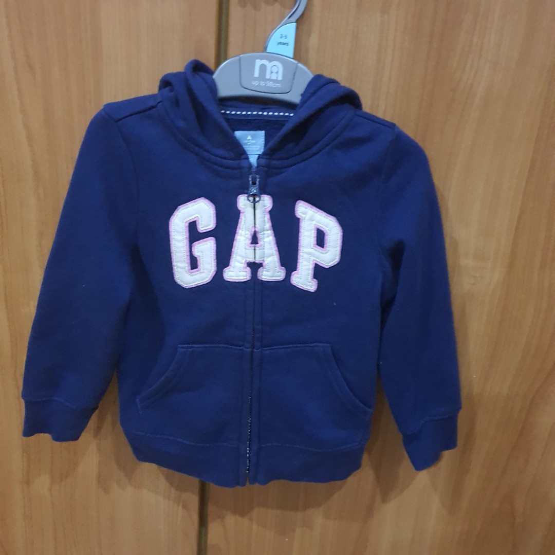 Gap jumper hotsell kids