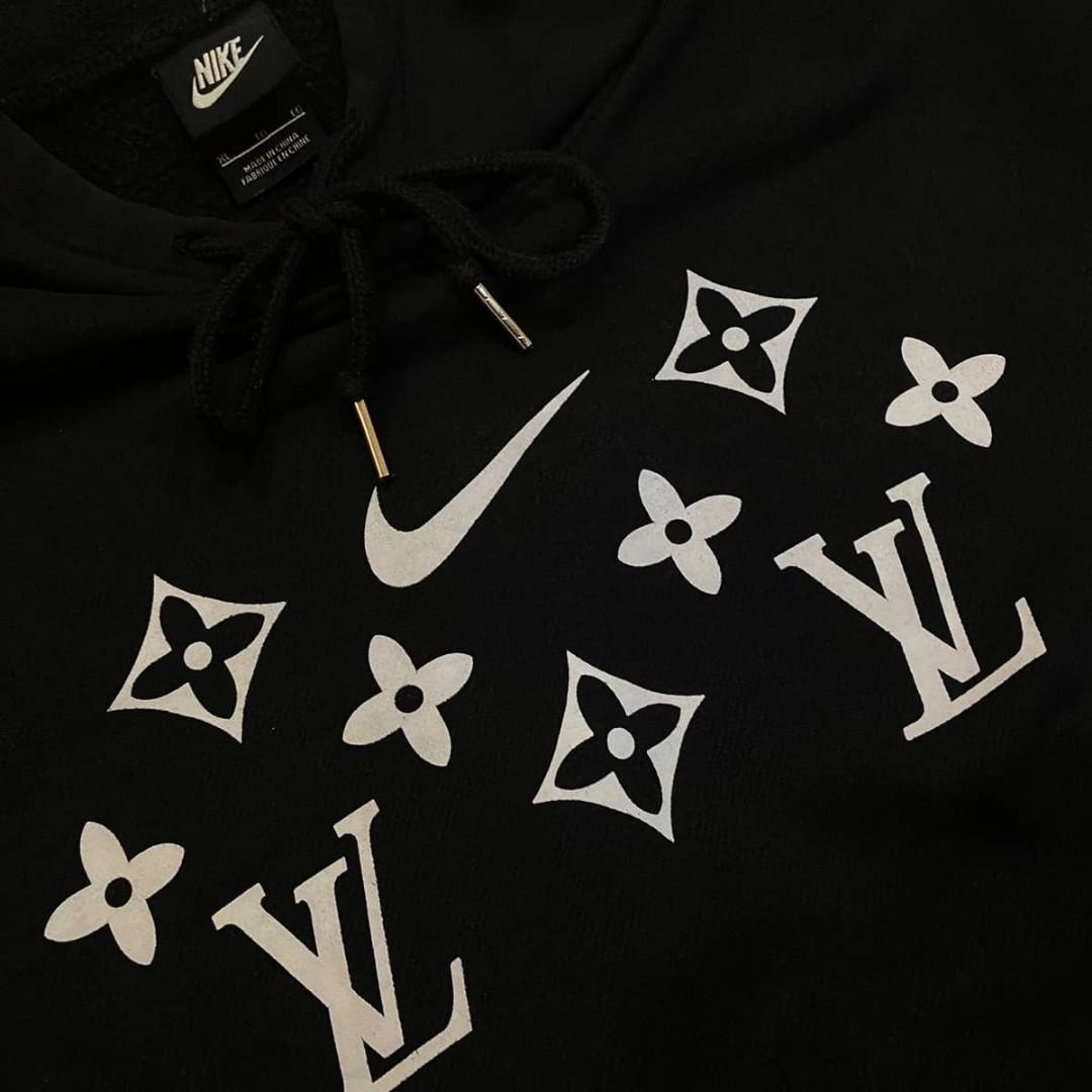 Hoodie Nike X LV Louis Vuitton Cream, Fesyen Pria, Pakaian , Baju Luaran di  Carousell