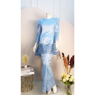 (Category: ) located in . Submitted by mellycloset (Listing ID 1121439723, Image 1). Description: .