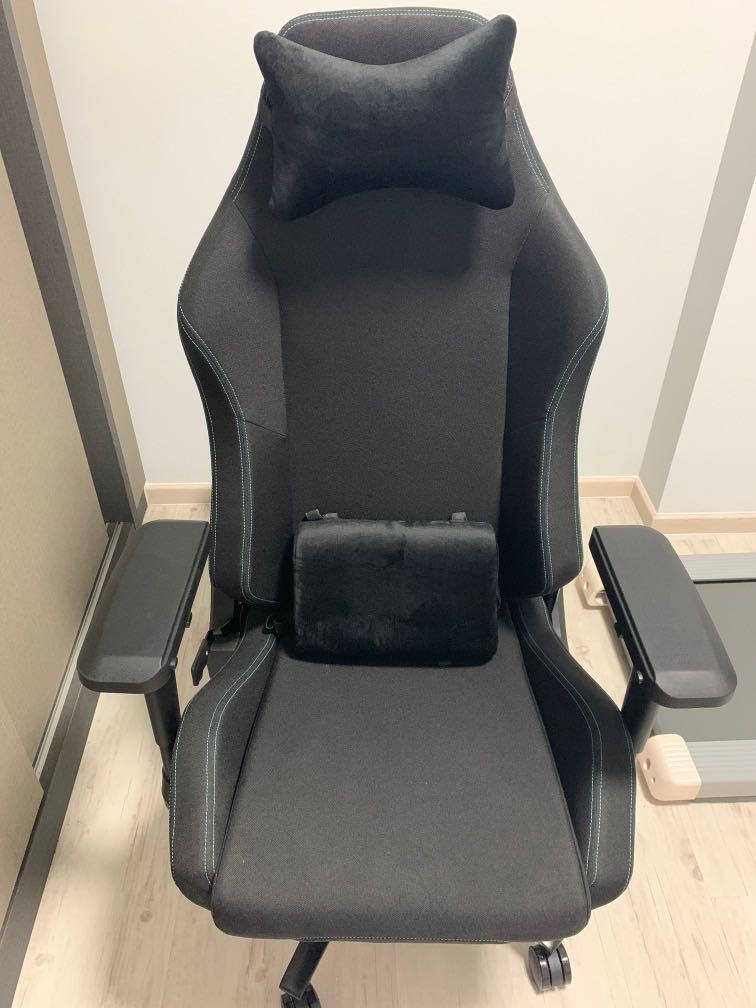 Lightly used gaming chair Furniture Home Living Furniture