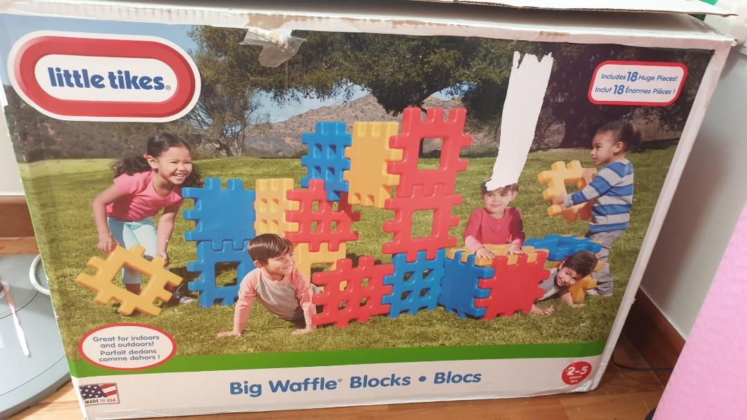 Little tikes big cheap waffle blocks
