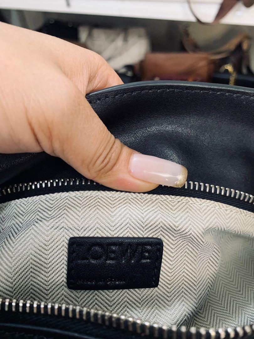 loewe puzzle bag serial number