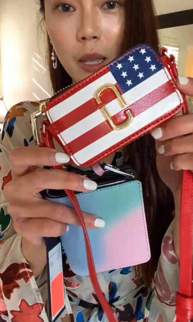 Marc Jacobs.Limited edition US sling mini bag. Luxury Bags