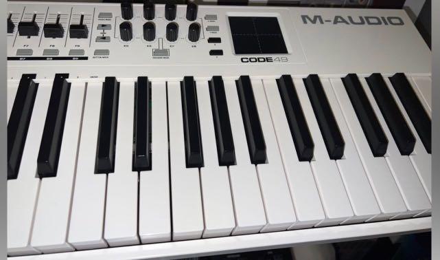 M-audio code 49 usb MIDI controller （分類：樂器）位於 Hong Kong。 由 soundprod 提交（商品編號 1121473406，圖片 3）。簡介： 。