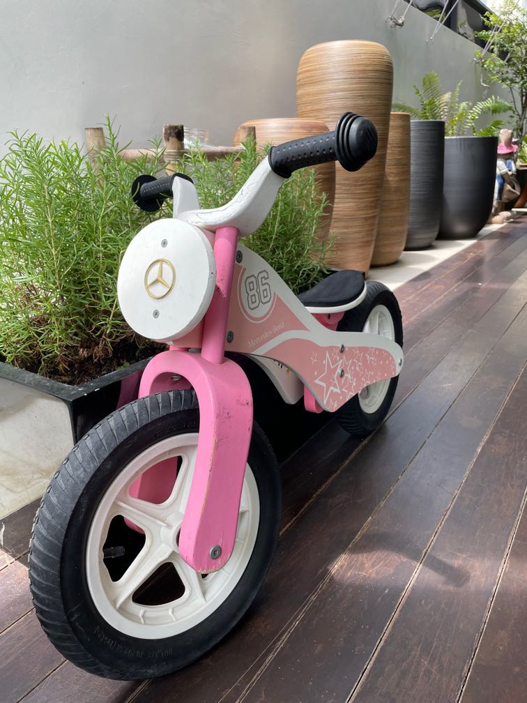 Mercedes kids shop bike