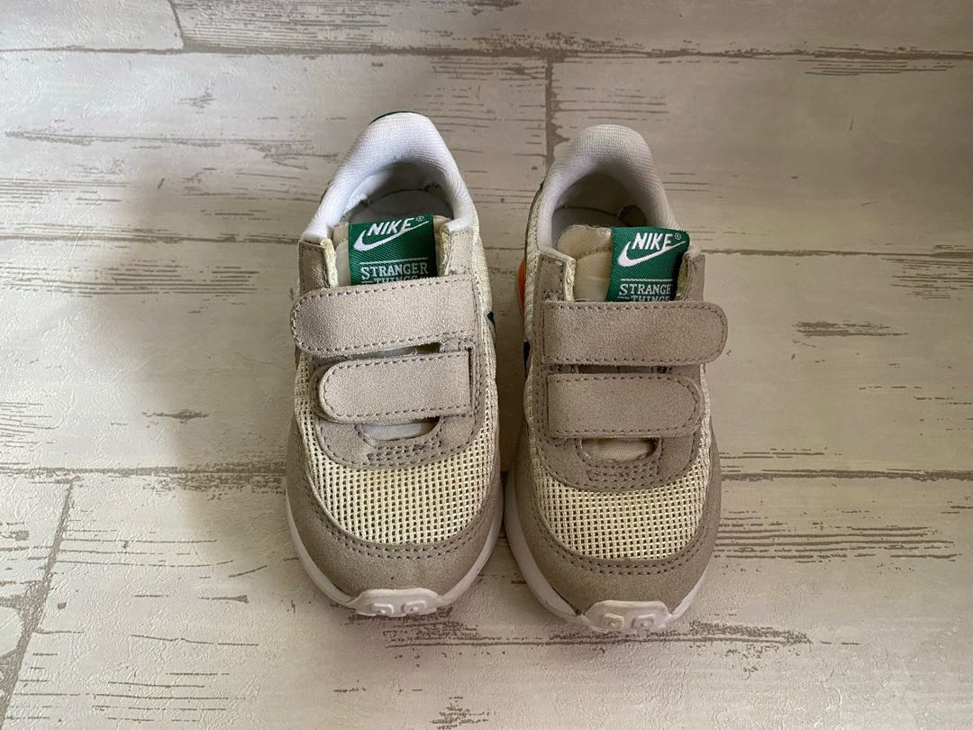 nike daybreak stranger things