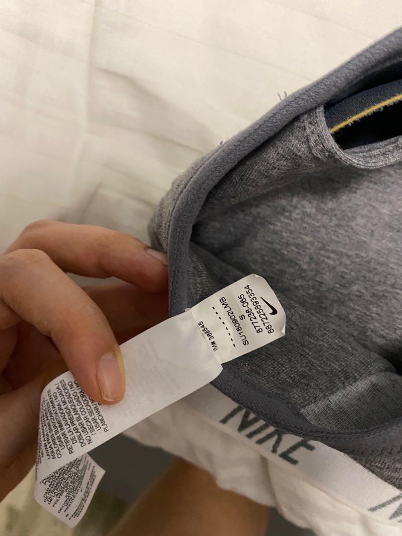 Nike Sports Bra (Category: Activewear) located in Davao. Submitted by abblaocom (Listing ID 1121380742, Image 3). Description: Used once only. Very good condition. RFS: Doesnt fit me anymore.