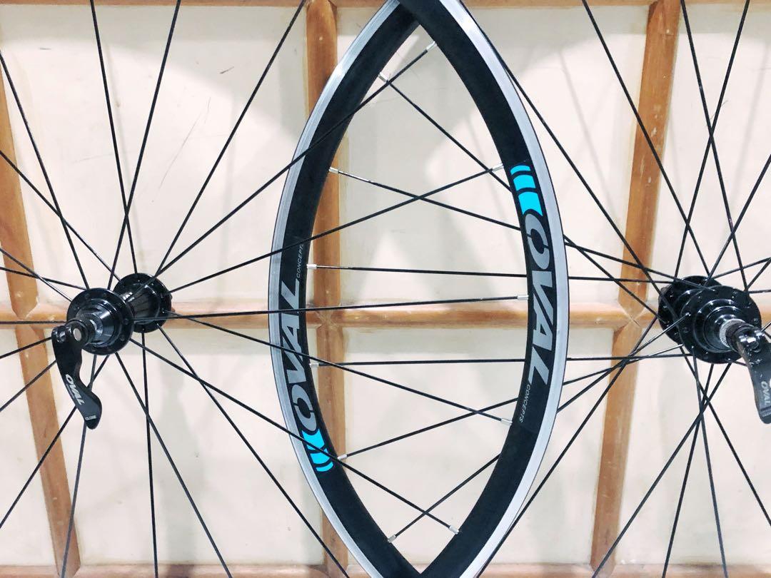Oval Concepts 327 Aluminum Clincher 700c Road Bike Wheelset