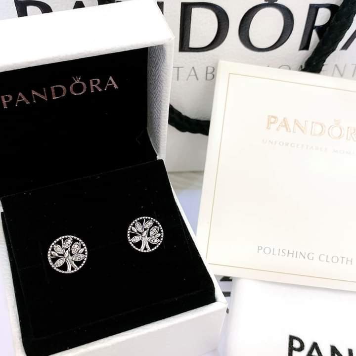 Family tree pandora shop earrings