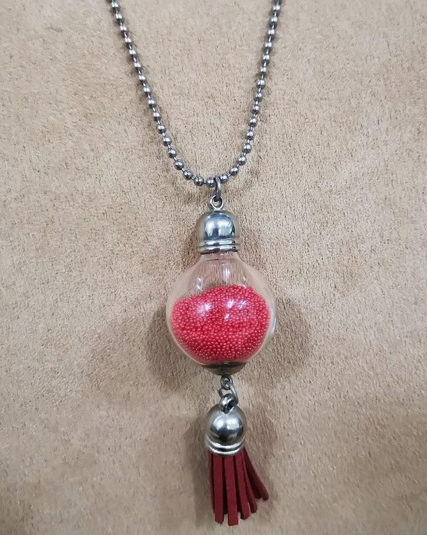Red Necklace with tassel (Category: Necklaces) located in Quezon City. Submitted by skyebear (Listing ID 1121563188, Image 3). Description: .