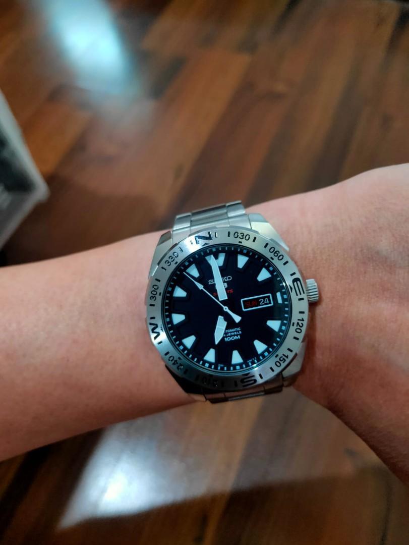 Seiko 5 Sports SRP739K1 Black Dial White Fangs Automatic Original