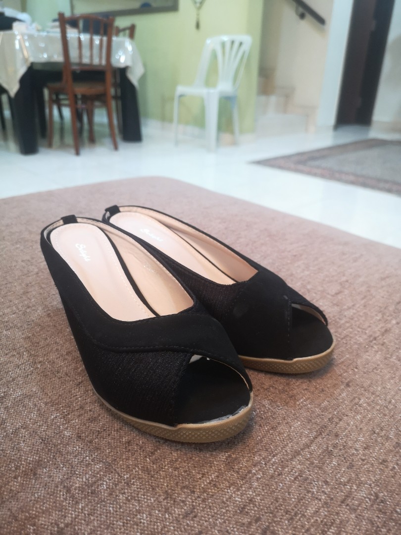 Isetan shoes brand cheap