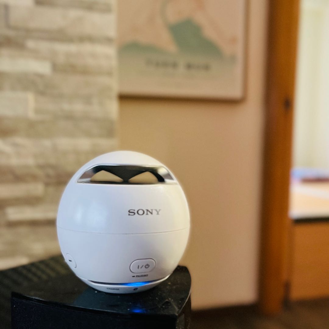 Sony Srs X1防水環繞聲藍芽喇叭 音響器材 可攜式音響設備 Carousell