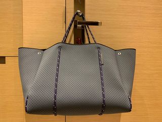 （分類：）位於 。 由 jenleefa 提交（商品編號 1121532844，圖片 1）。簡介： 。