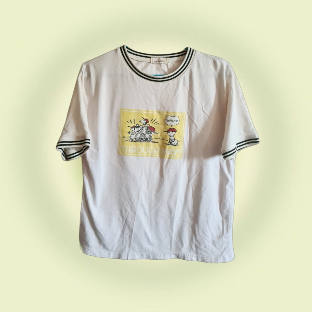 thrifted snoopy graphic tee shirt top 