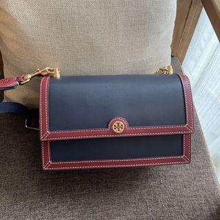 T Monogram in Jacquard with Fine Leather Trim Zip Camera Bag (Tory Burch  79356), Women's Fashion, Bags & Wallets, Cross-body Bags on Carousell