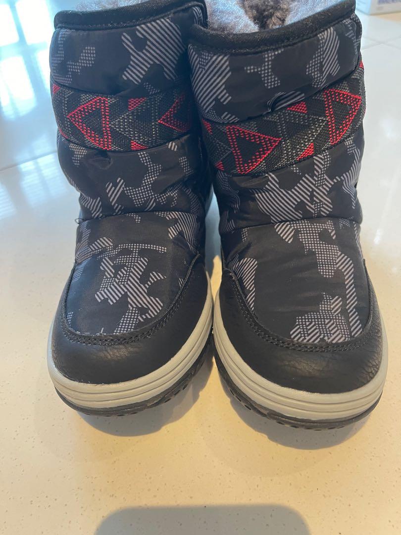 Uovo snow boots Babies Kids Babies Kids Fashion on Carousell
