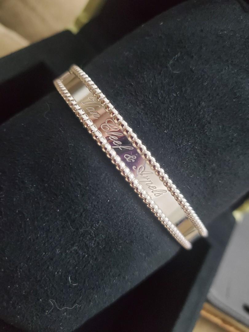 VAN CLEEF ARPELS SIGNATURE PERLEE BRACELET MEDIUM MODEL Luxury