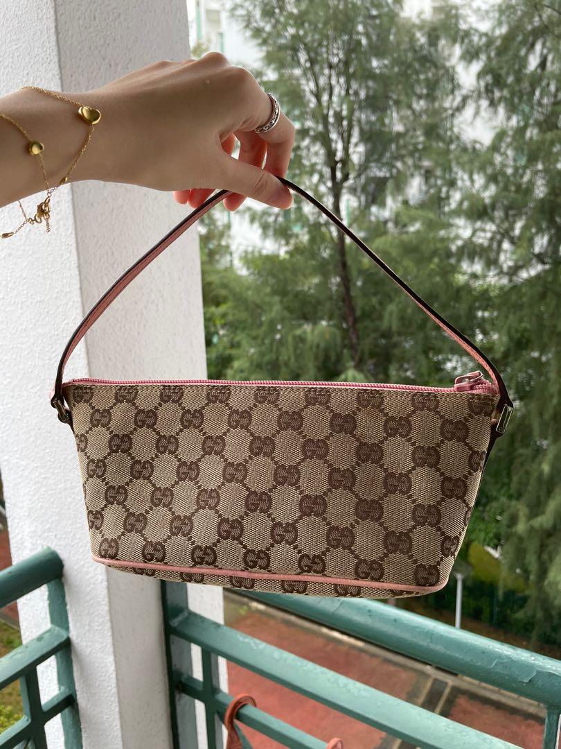 Yangon Bag - Gucci vintage boat pochette handbag 235000MMK