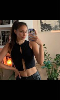 (Category: ) located in . Submitted by ilurvclothes (Listing ID 1121577768, Image 1). Description: .