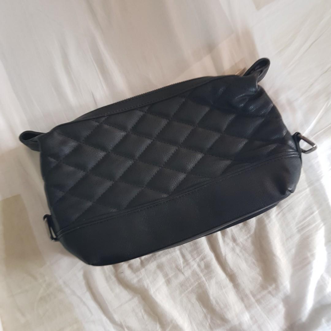 ZARA men pouch, Men's Fashion, Bags, Belt bags, Clutches and Pouches on