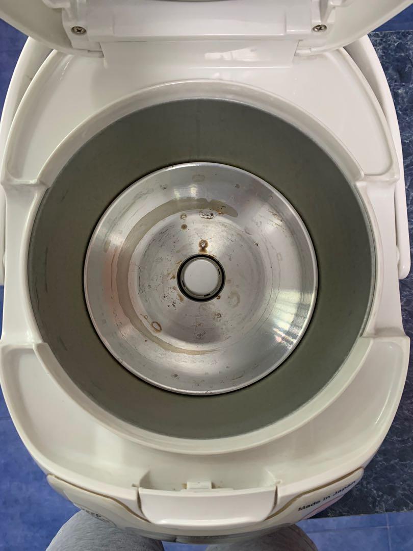 zojirushi neuro fuzzy rice cooker, TV & Home Appliances, Kitchen