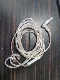 （分類：）位於 。 由 articulatesnail 提交（商品編號 1121626710，圖片 1）。簡介： 。