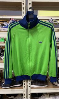 (Category: ) located in . Submitted by bundle_store94 (Listing ID 1121725377, Image 1). Description: .