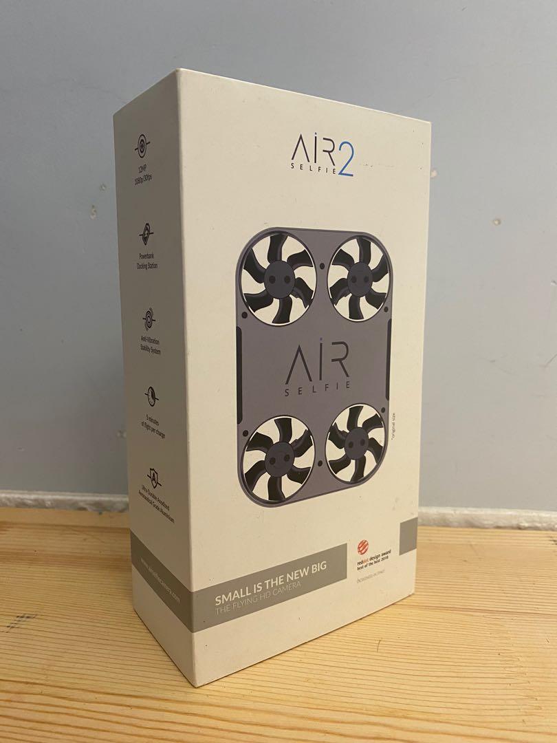 Air store 2 selfie