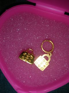(Category: ) located in . Submitted by pandora27 (Listing ID 1121707450, Image 1). Description: .