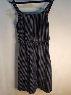 Dress garis