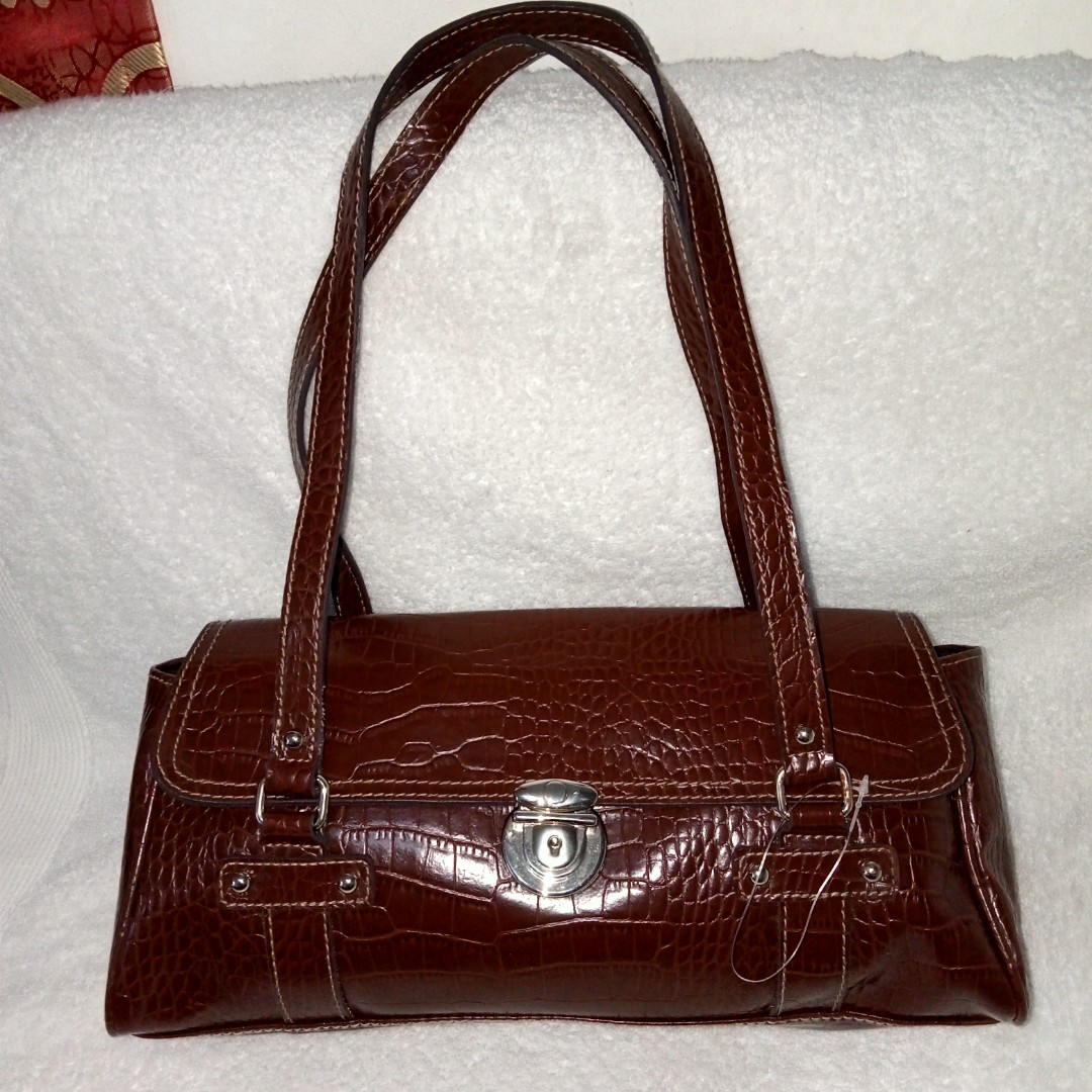 First issue hotsell liz claiborne purse