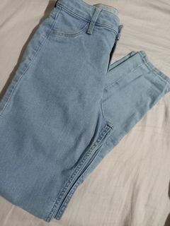 (Category: ) located in . Submitted by mrmingyu (Listing ID 1121607844, Image 1). Description: .