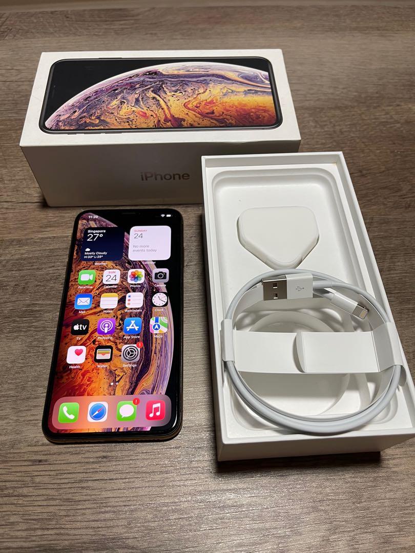 iPhone XS Max 256GB Gold (With box & charger).