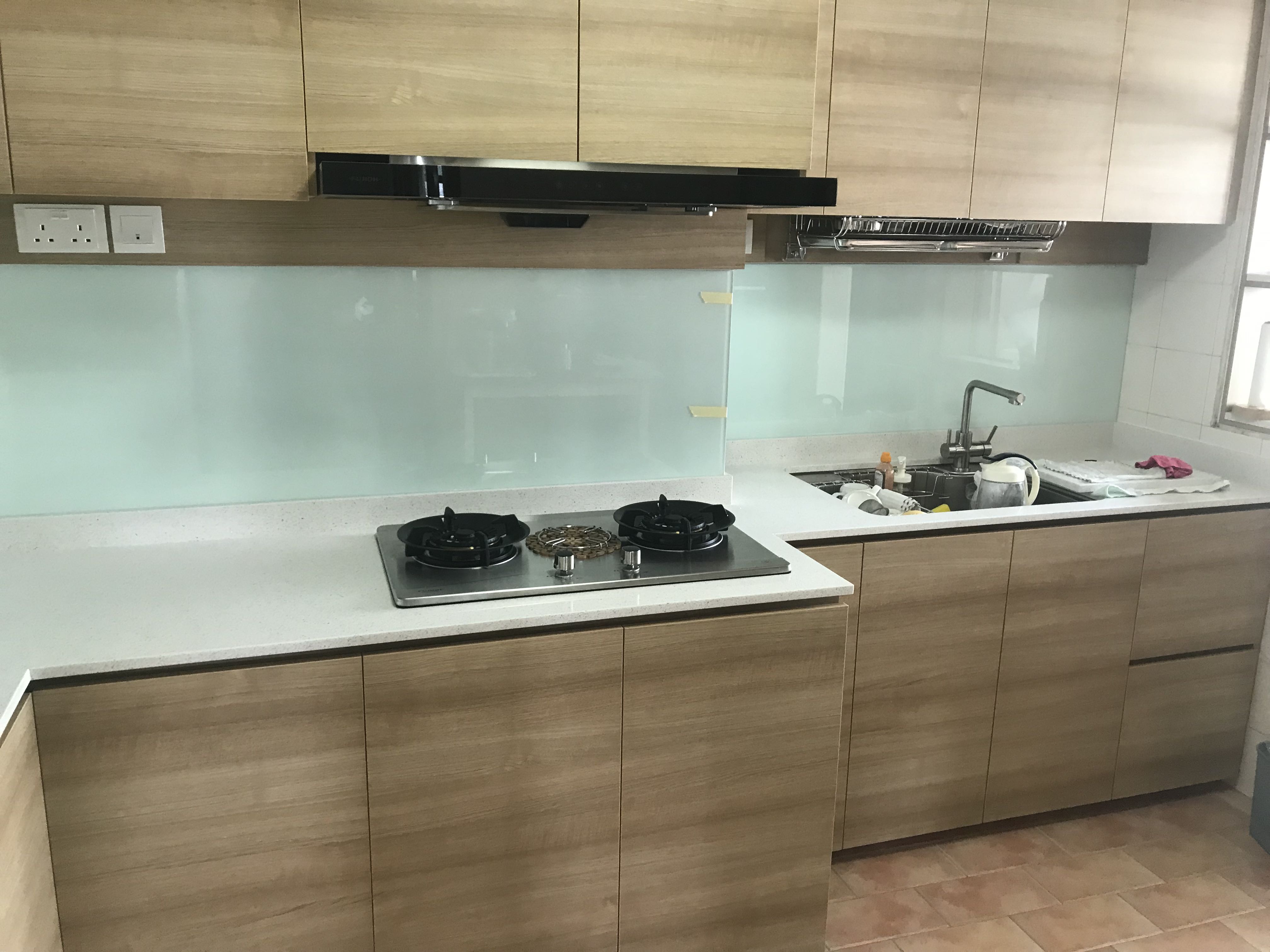 coach backing to kitchen design