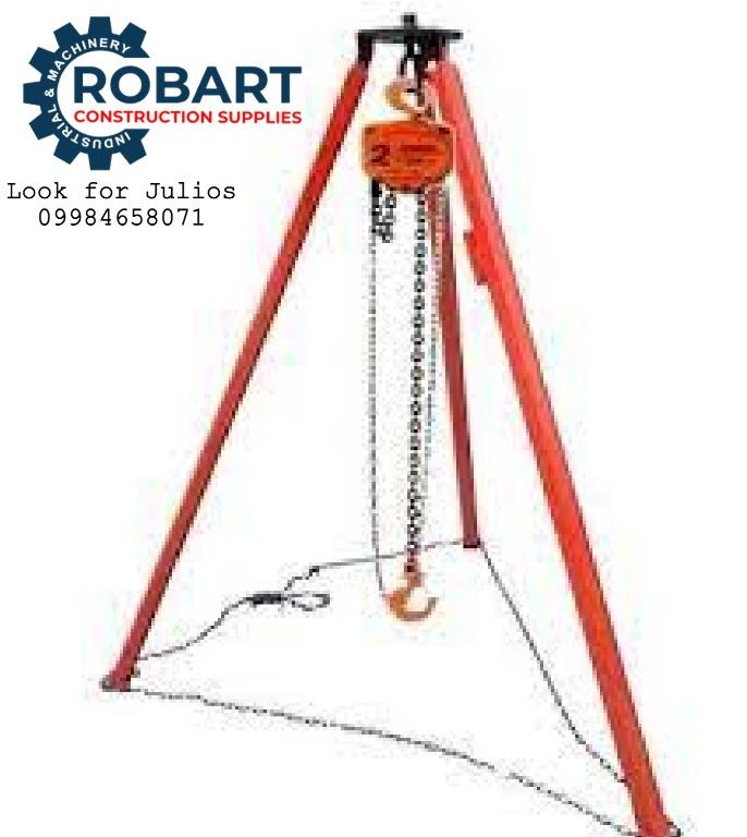 Lifting Tripod w/ Chain Block 1ton x 3meters, Commercial & Industrial
