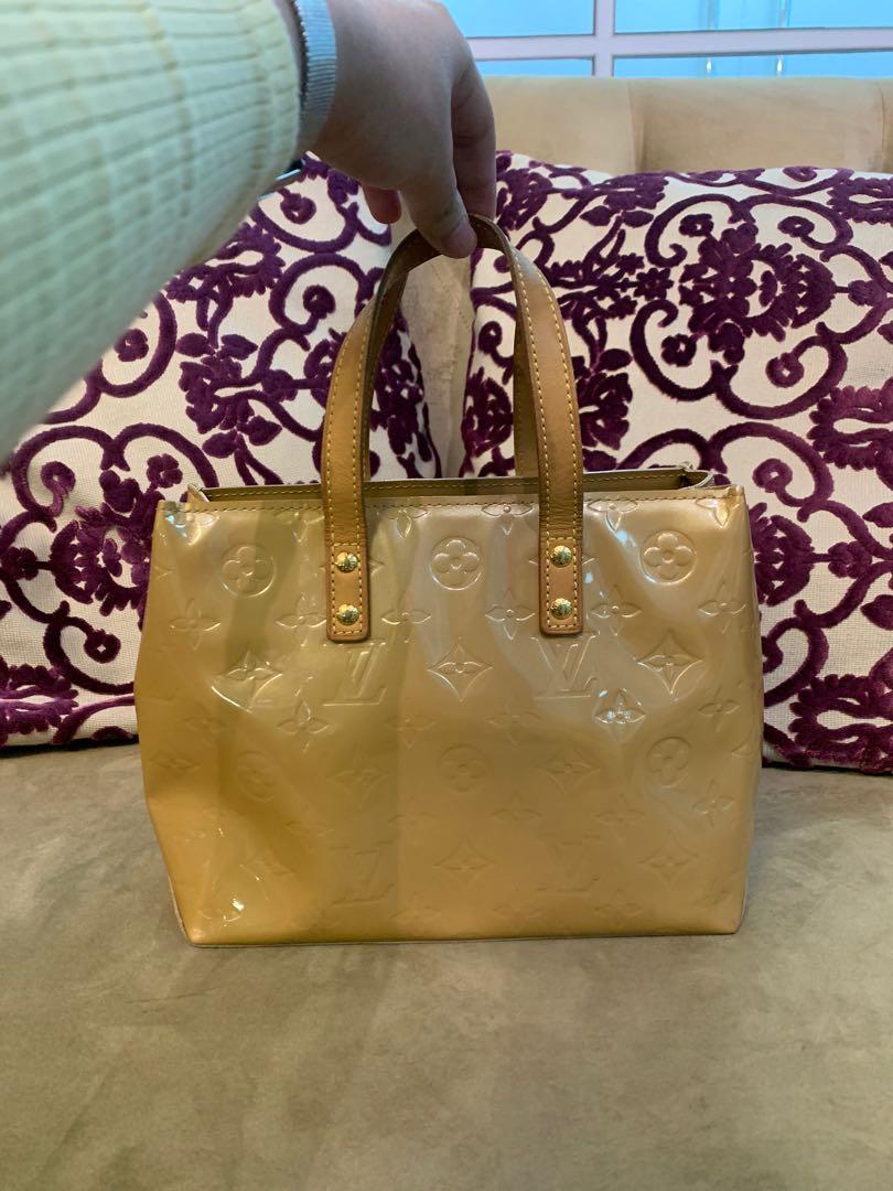 Louis Vuitton Noisette Monogram Vernis Reade PM Bag at 1stDibs  lv  noisette, louis vuitton noisette bag, louis vuitton vernis reade mm