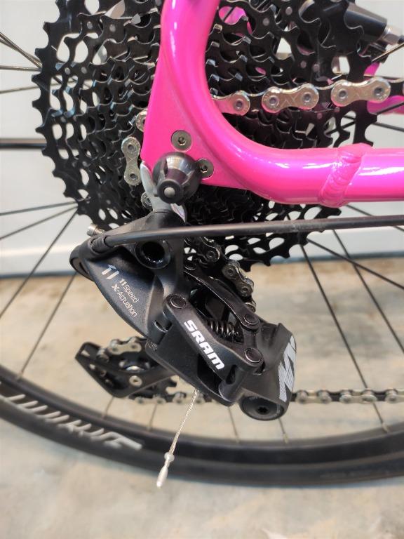 MERIDA Explorer 600 Hybrid Bike, Sports Equipment, Bicycles & Parts ...