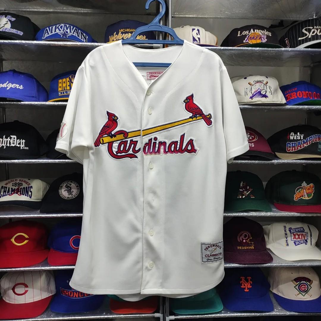 MLB Braves Jersey (Tags: Vtg, Vintage, 90s, Baseball, Majestic), Men's  Fashion, Tops & Sets, Tshirts & Polo Shirts on Carousell