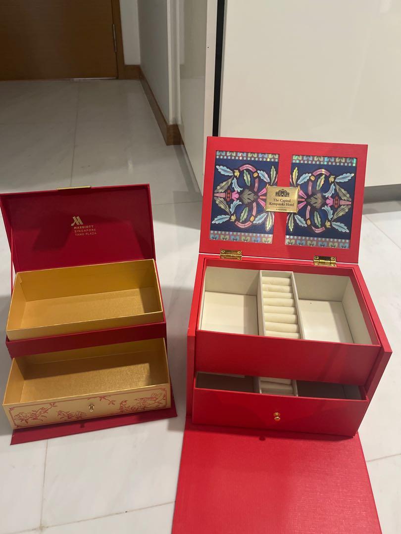 Moon cake box (Capital Kempinski Hotel, Marriott Hotel), Women's ...