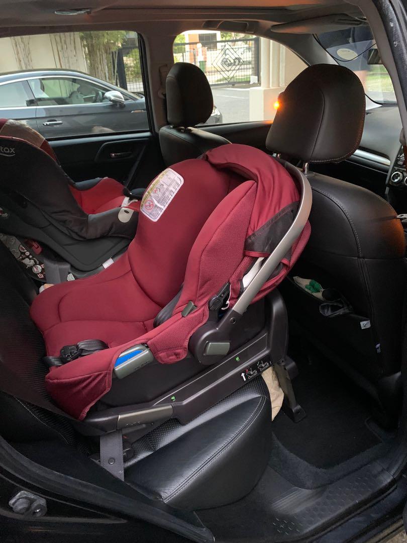 Nuna pipa hot sale car seat berry